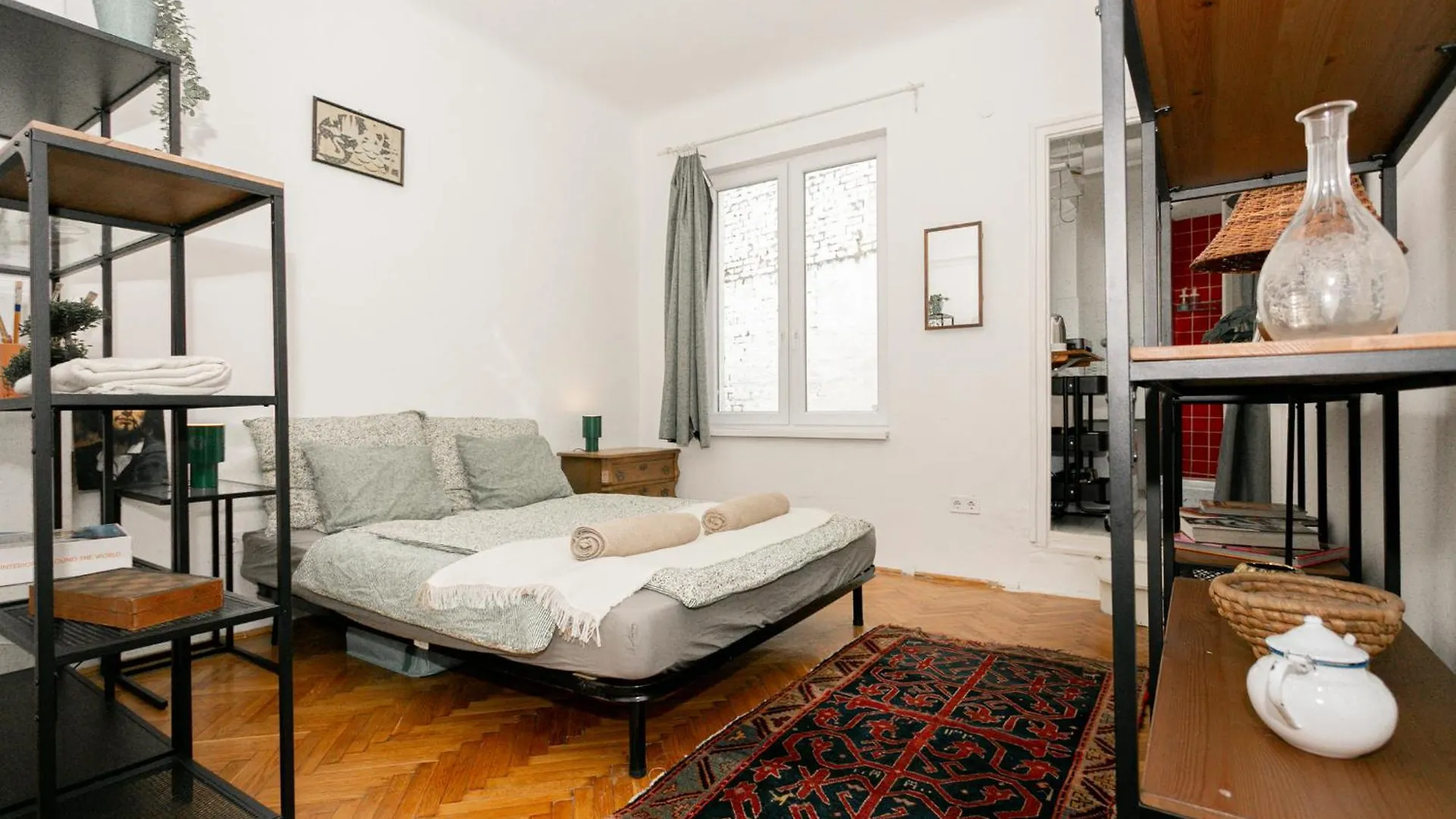 Апартаменты Cozy & Quiet Studio In Downtown Будапешт